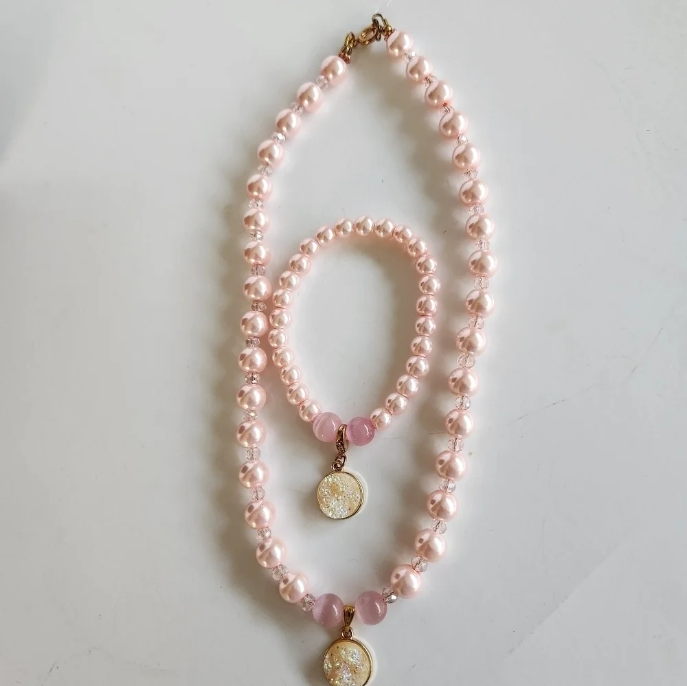 Hand Crafted Necklace & Bracelet Pink Pearl Crystals Cats Eye with Pendant